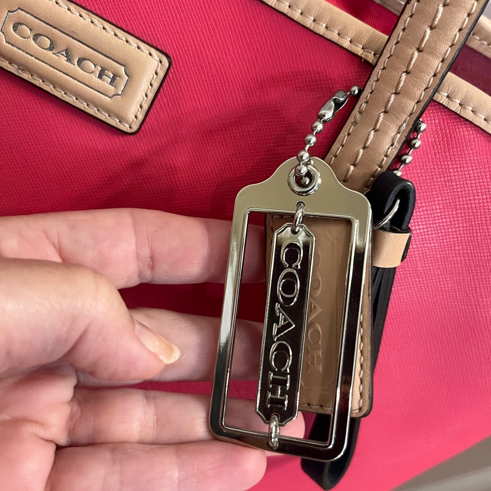 Coach Park Metro leather tote pomegranate pink EUC - Picture 5 of 16